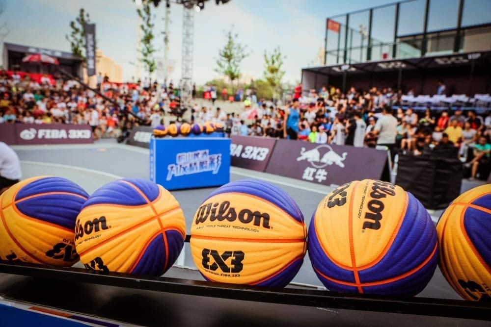 Bola Basquete Wilson Nba Team Azul e Amarelo - Clínica do Tênis