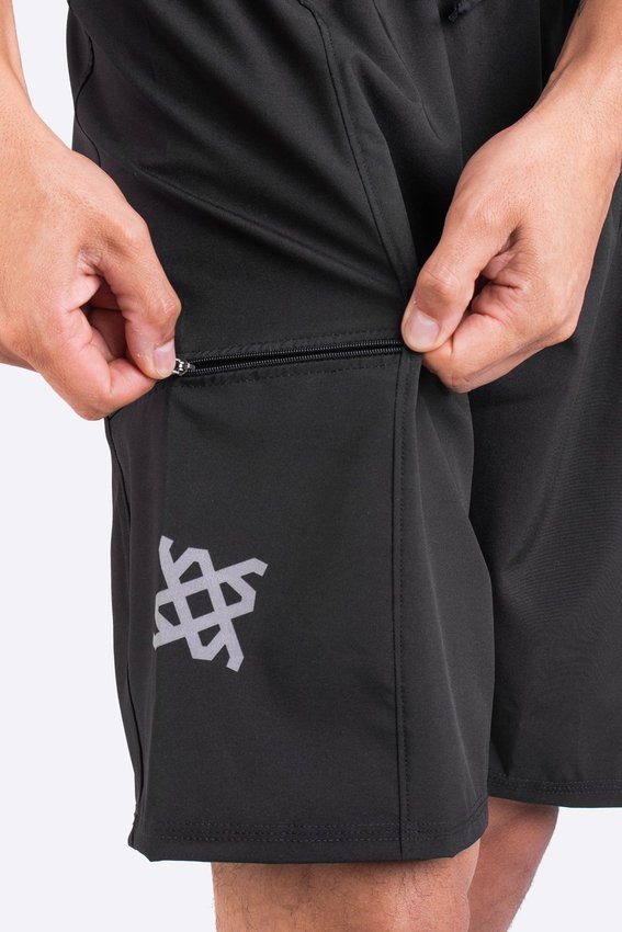 Shorts Trail Flow HUPI Preto