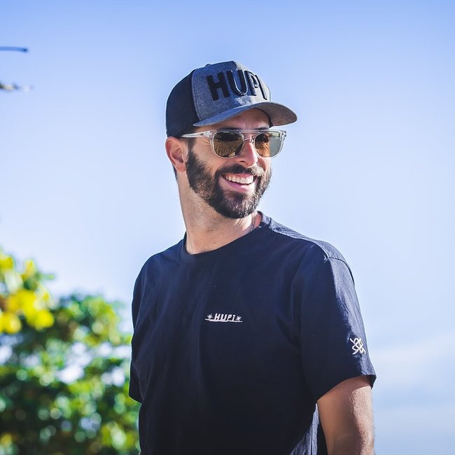 Boné Trucker HUPI Space
