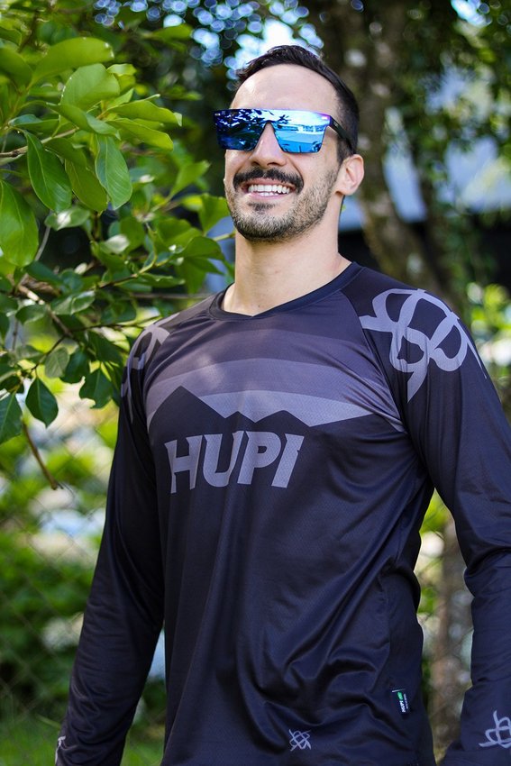 Camiseta Manga Longa HUPI Shadow All Black Preto