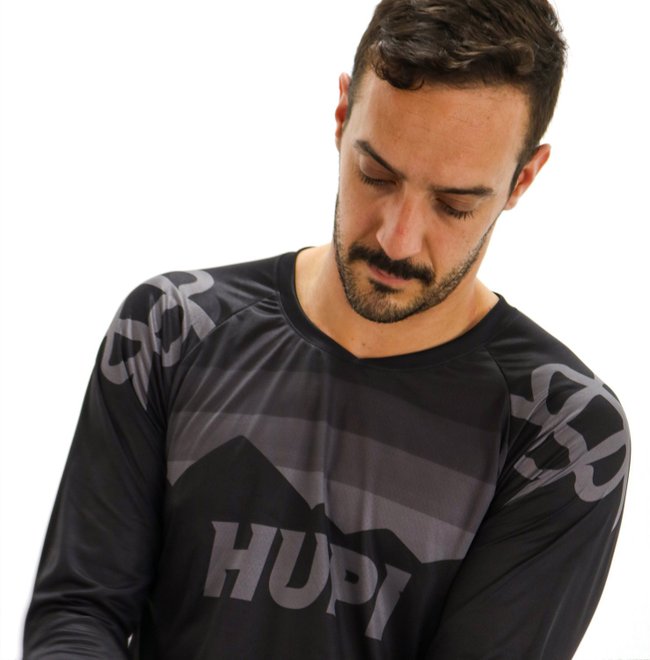 Camiseta Manga Longa HUPI Shadow All Black Preto