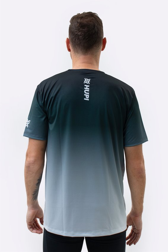 Camiseta Color Cinza, Bermuda Running e Meia