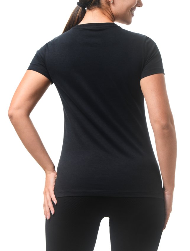Camiseta Columbia Basica Bordado Preto Feminino