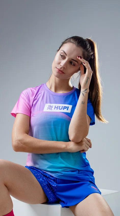 Camiseta Feminina HUPI Viena