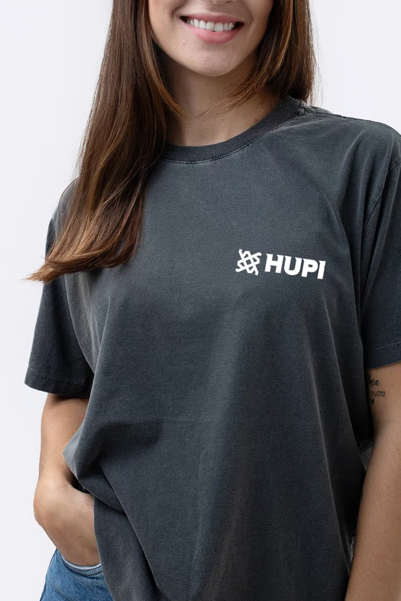 Camiseta HUPI Casual Chumbo Institucional