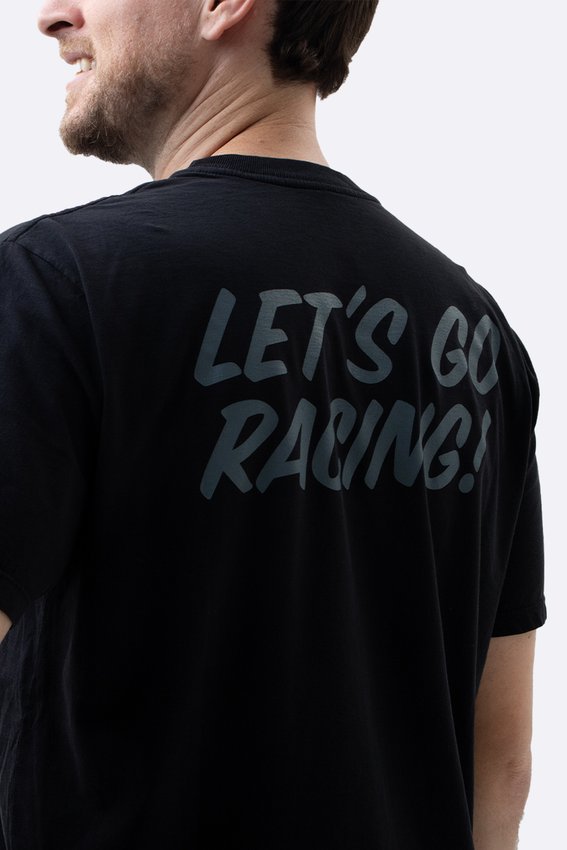Camiseta HUPI Casual Preta Let's Go Racing