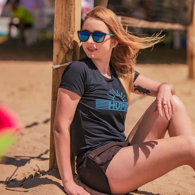 Camiseta HUPI Sunrise Babylook Feminina Manga Curta Preta