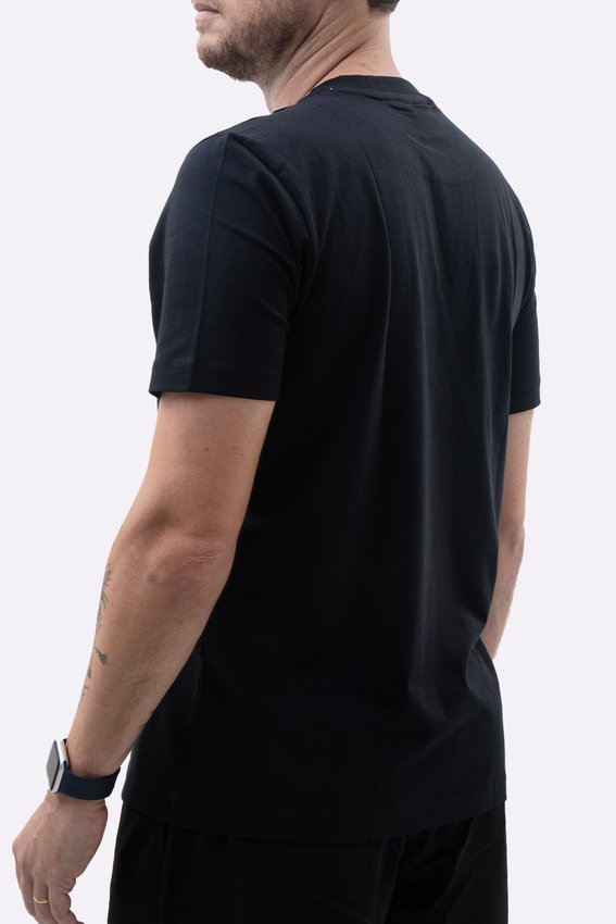 Camiseta Masc. Fila Regular Letter Premium Preta