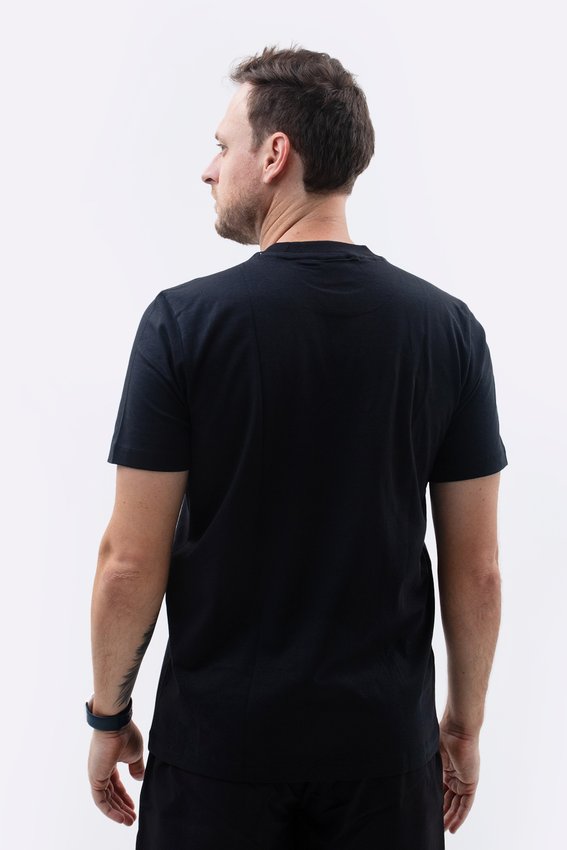 Camiseta Masc. Fila Regular Letter Premium Preta
