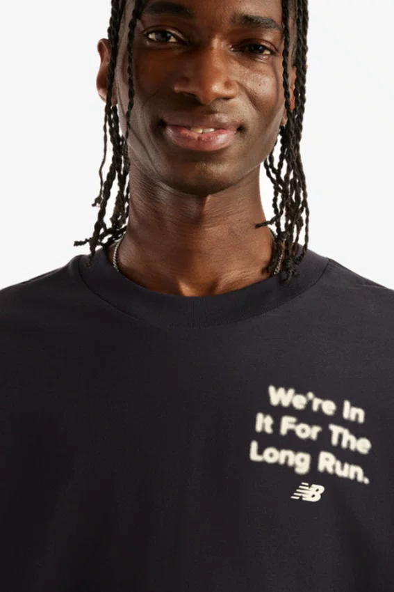 Camiseta New Balance Foggy Daze 1906 Masculina Preta
