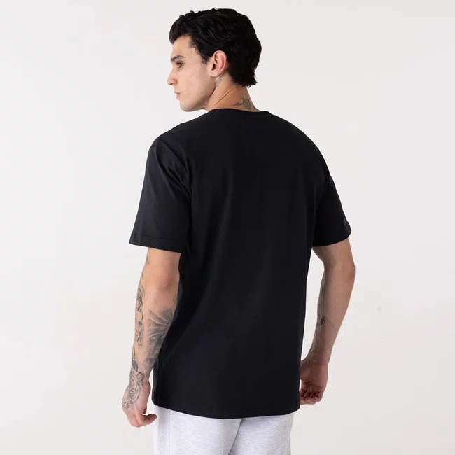 Camiseta New Balance Small Logo Masculina Preta