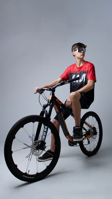 Camiseta Masculina HUPI Bike Naja Preto/Vermelho