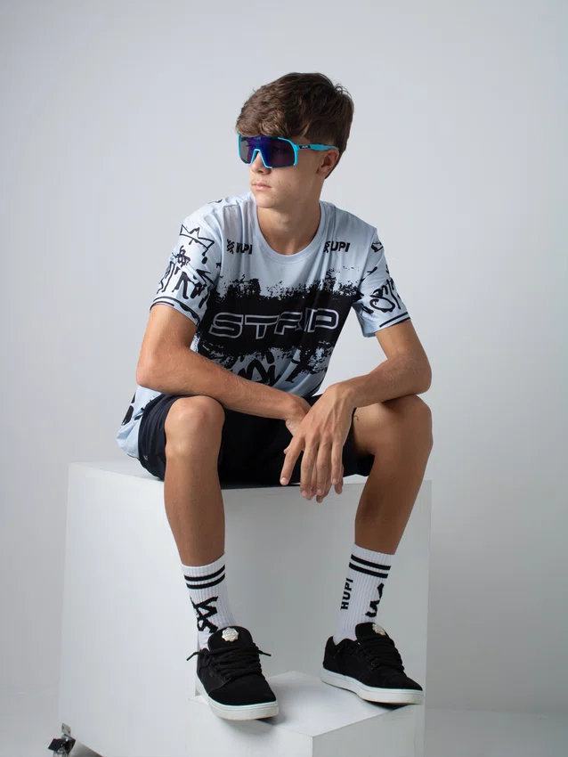Camiseta Masculina HUPI Bike STRIP Cinza e Preto
