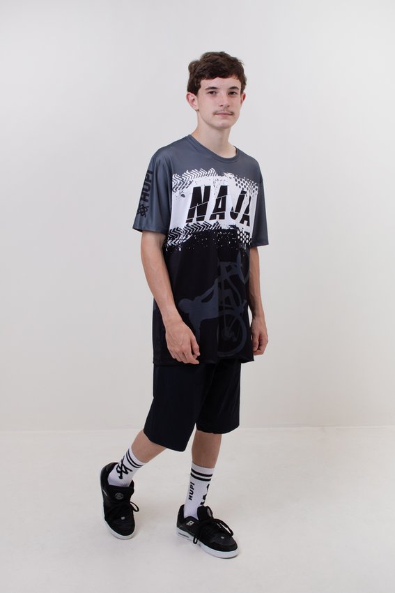 Camiseta Masculina HUPI Naja Cinza/Preto