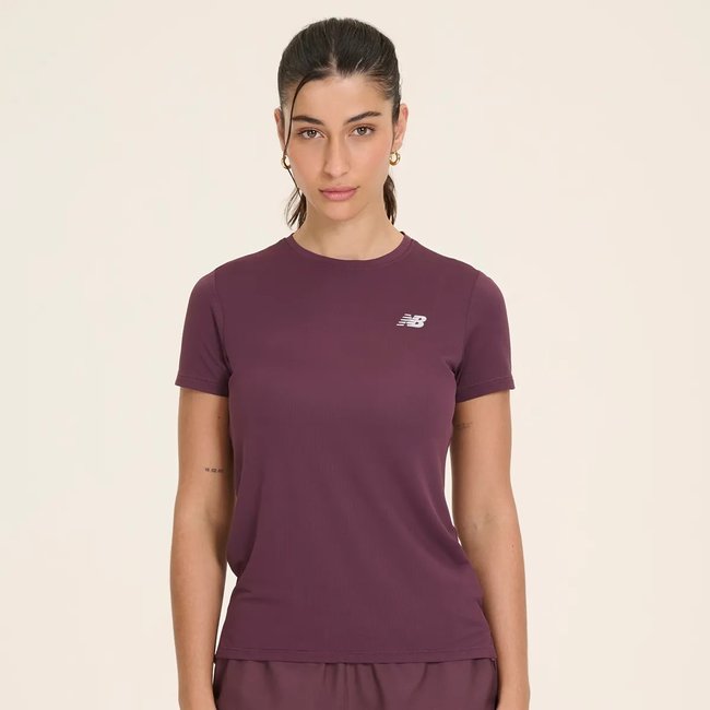 Camiseta New Balance Sport Essentials Roxo Feminina