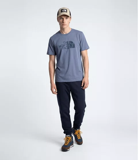 Camiseta Unissex The North Face Evolution Sun Halos Half Dome Roxo