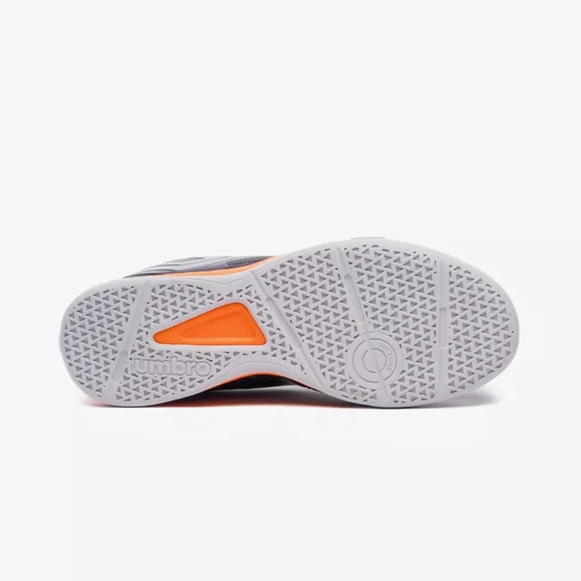 Chuteira Futsal Umbro Pro 5 Bump Club Preto/Laranja