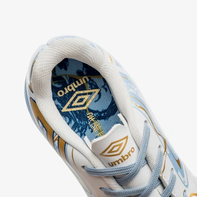 Chuteira Futsal Umbro Pro 5 Jr Kintsugi Branco e Azul