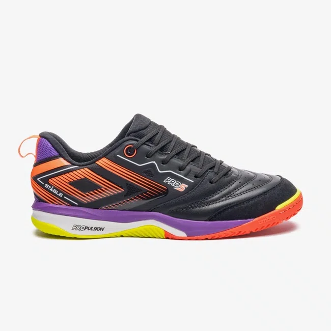 Chuteira Futsal Umbro Pro 5 Stable Preto/Laranja