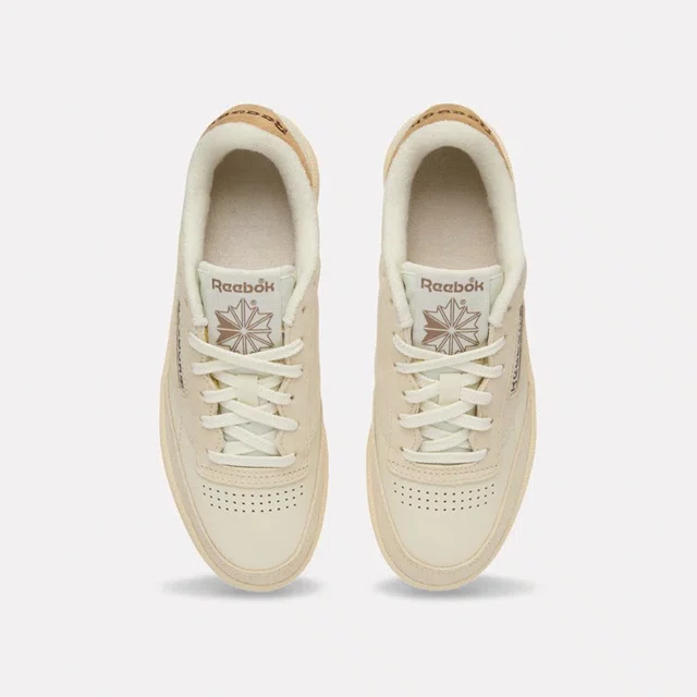 Tênis Reebok Club C 85 Vintage Feminino Off White
