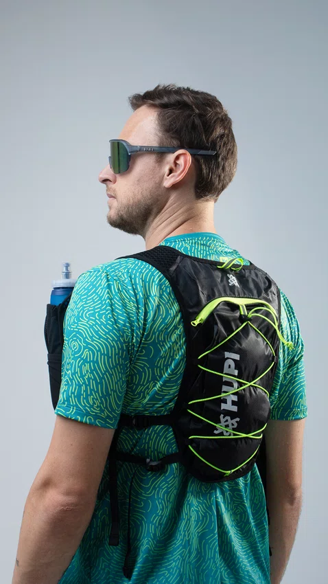 Colete de Hidratação HUPI Running Preto e Amarelo com Refil