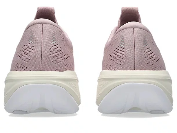 Tênis ASICS GEL-Cumulus 28 Feminino Bege e Rosa