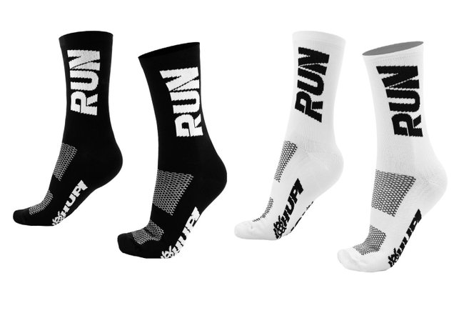 Kit Corrida 2 Meias HUPI RUN + Garrafa Soft Flask 350ML