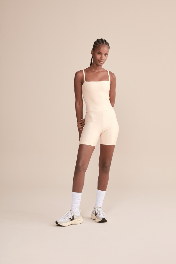 Macaquinho Shorts Allure Adaptiv Creme