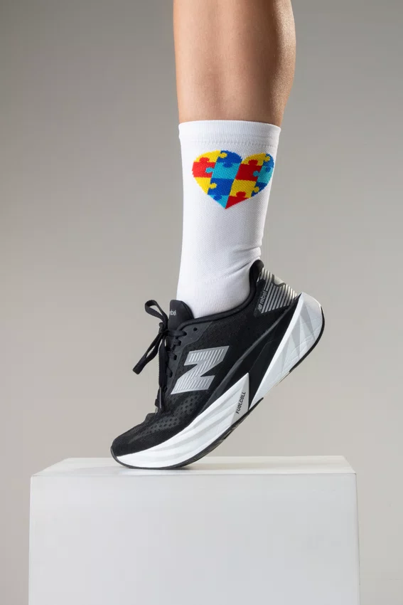 Meia HUPI Tea Autismo Heart Branco - LT para pés menores 34-38