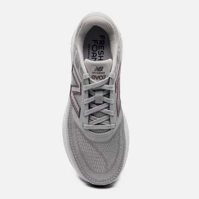 Tênis New Balance Fresh Foam X EVOZ V4 Masculino Cinza