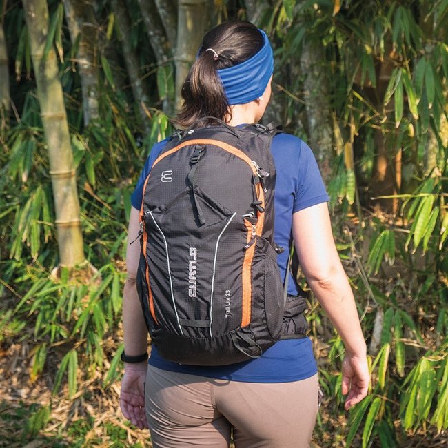 Mochila Curtlo Trail Lite 23L Preto e Laranja