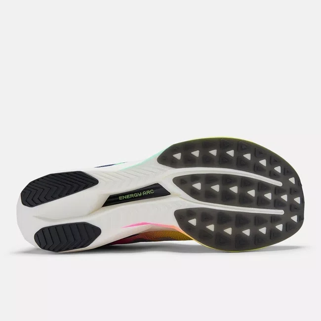 Tênis New Balance FuelCell SuperComp Elite v5 Masculino Roxo e Verde