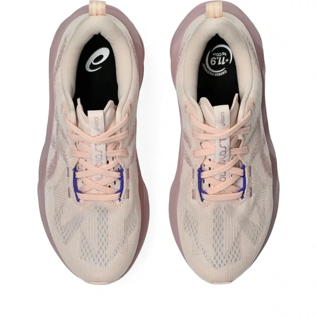Tênis ASICS Novablast 5 Feminino Rosa e Bege