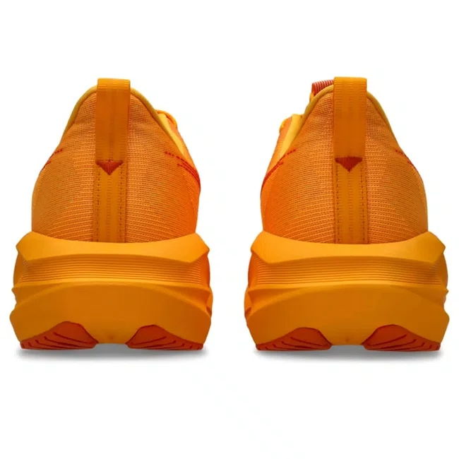 Tênis ASICS Novablast 5 Masculino Laranja