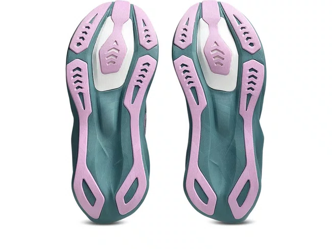 Tênis ASICS Novablast 6 Feminino Azul e Rosa