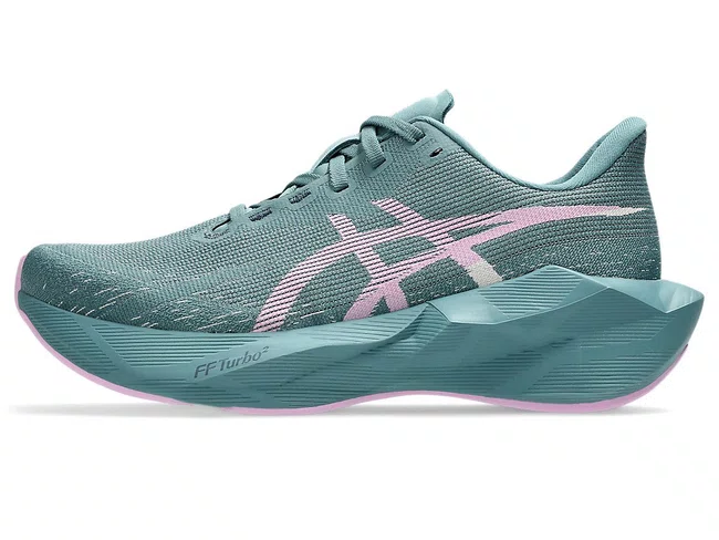 Tênis ASICS Novablast 6 Feminino Azul e Rosa