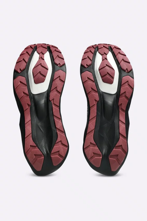 Tênis ASICS Novablast 6 GTX Masculino