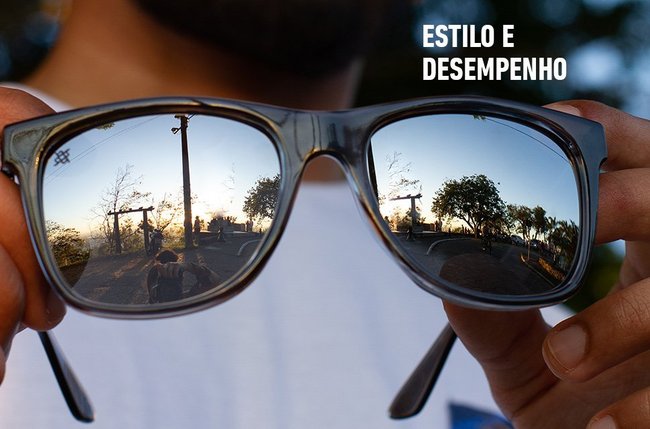 Óculos de Sol HUPI Luppa Armação Cinza Cristal Lente Prata - para rostos GRANDES