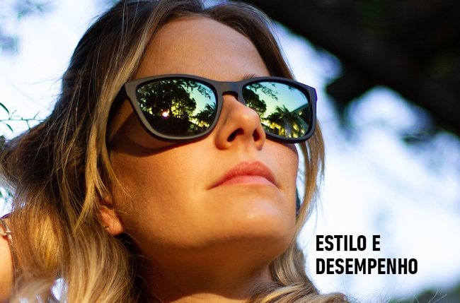 Óculos de Sol HUPI Paso Armação Preto Fosco Lente Verde Espelhado