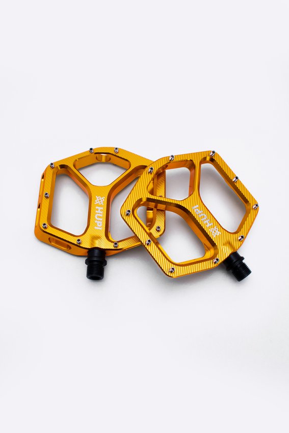 Pedal HUPI Strip Plataforma Rosca 9/16 - Dourado