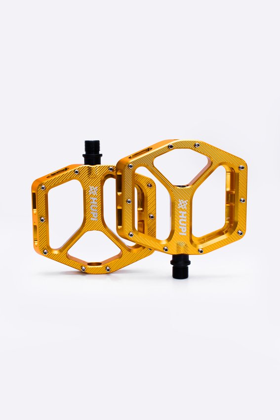 Pedal HUPI Strip Plataforma Rosca 9/16 - Dourado