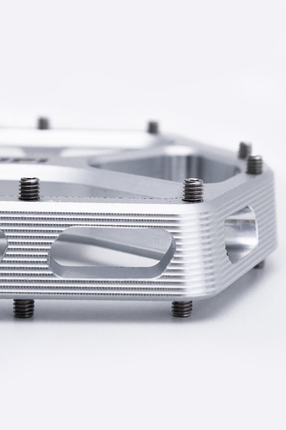 Pedal HUPI Strip Plataforma Rosca 9/16 - Prata