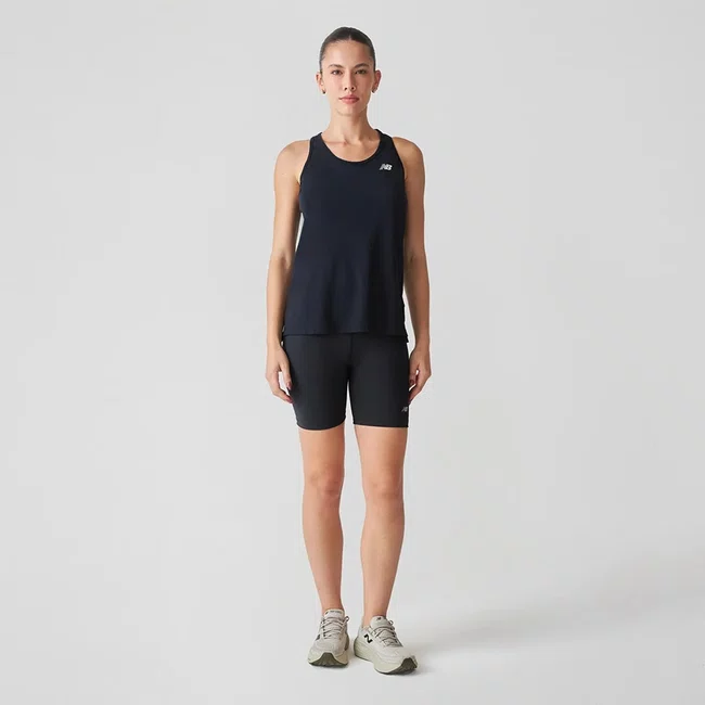 Regata New Balance Sport Essentials Feminina Preta