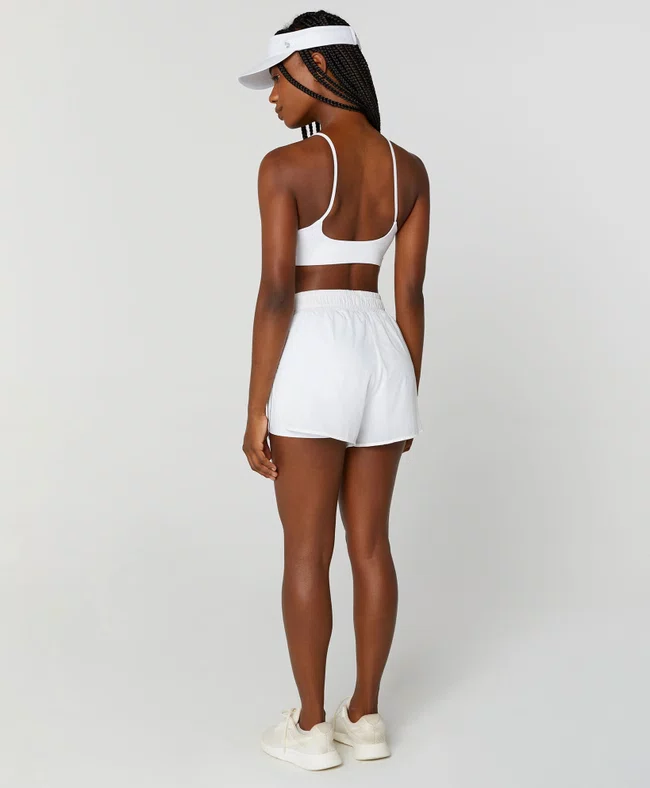 Shorts Sobreposto Eterno Abertura Lateral Branco