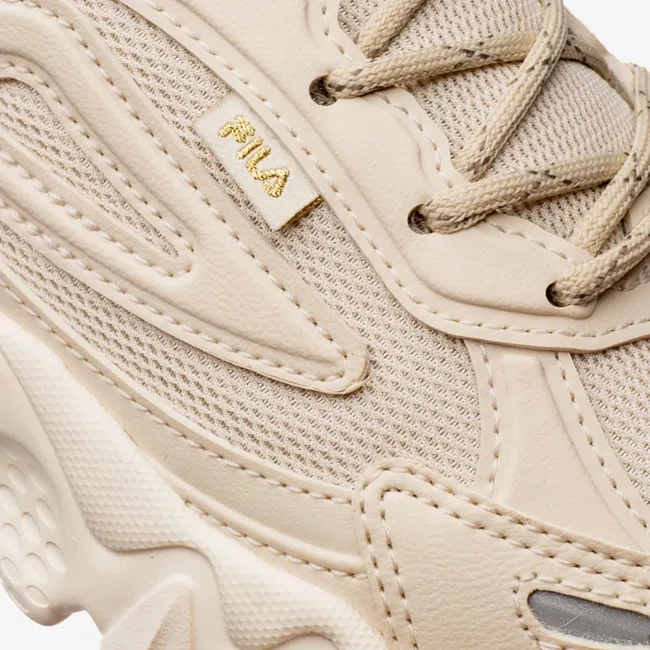 Tênis Fila Venture Tracer Lite Feminino Bege e Dourado