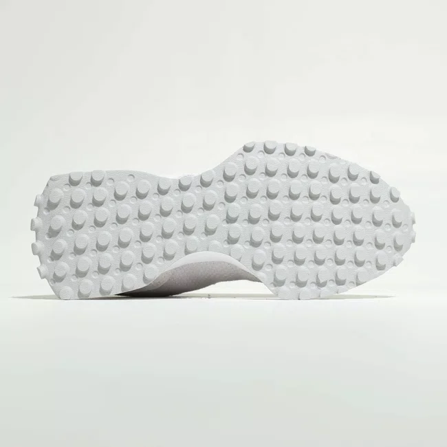 Tênis New Balance 327 v1 Feminino Cinza e Branco