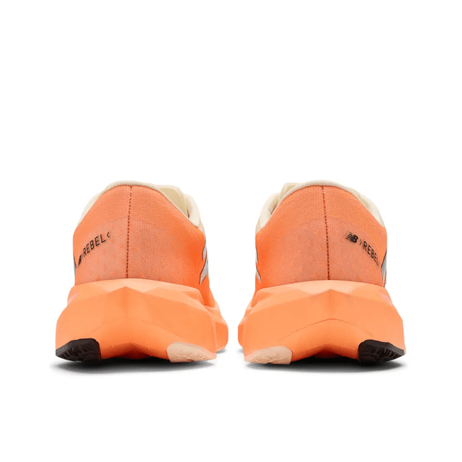 Tênis New Balance Fuelcell Rebel V4 Feminino Laranja