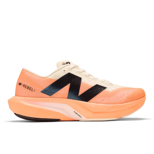 Tênis New Balance Fuelcell Rebel V4 Feminino Laranja