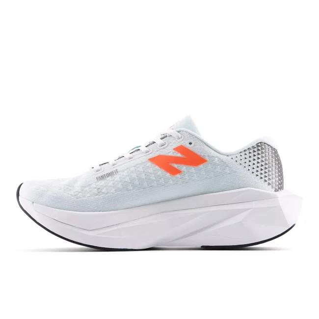 Tênis New Balance FuelCell SuperComp Trainer v3 Masculino Branco e Rosa