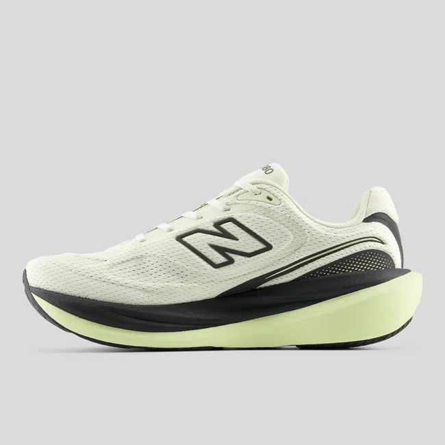 Tênis New Balance Infinion 1080 v15 Masculino Verde Claríssimo e Preto